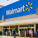 ¿Dónde encuentro información sobre cómo utilizar Walmart Gift Cards en la compra de productos en liquidación?